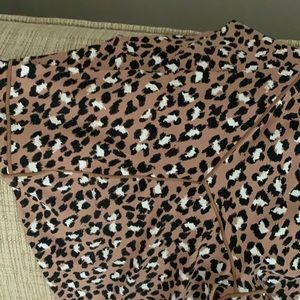 Aerie legging with cross detail at waist